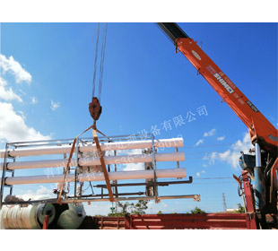大型反滲透設備安裝現(xiàn)場